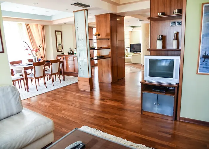 فيلة Rea Luxury 5 Bdrs With Swimming Pool *