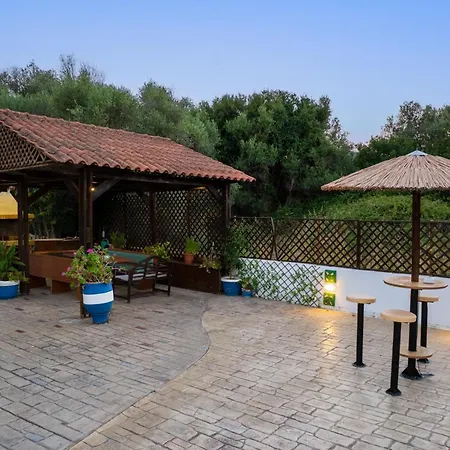 וילה Rea Luxury 5 Bdrs With Swimming Pool קרמסטי