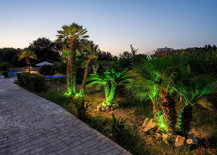 Rea Luxury 5 Bdrs With Swimming Pool 빌라 *