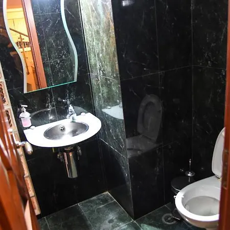 Rea Luxury 5 Bdrs With Swimming Pool * Kremastí