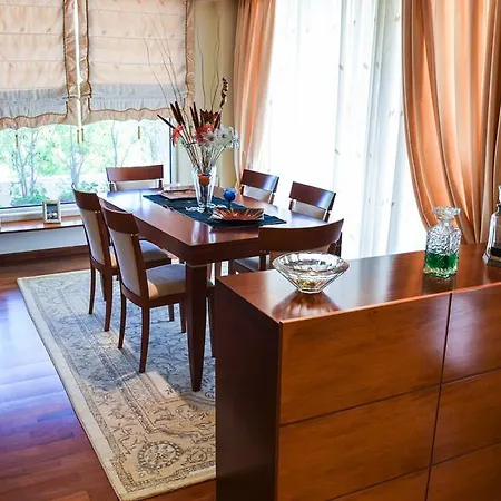 Rea Luxury 5 Bdrs With Swimming Pool *