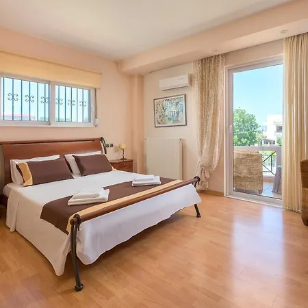 Villa Rea Luxury 5 Bdrs With Swimming Pool